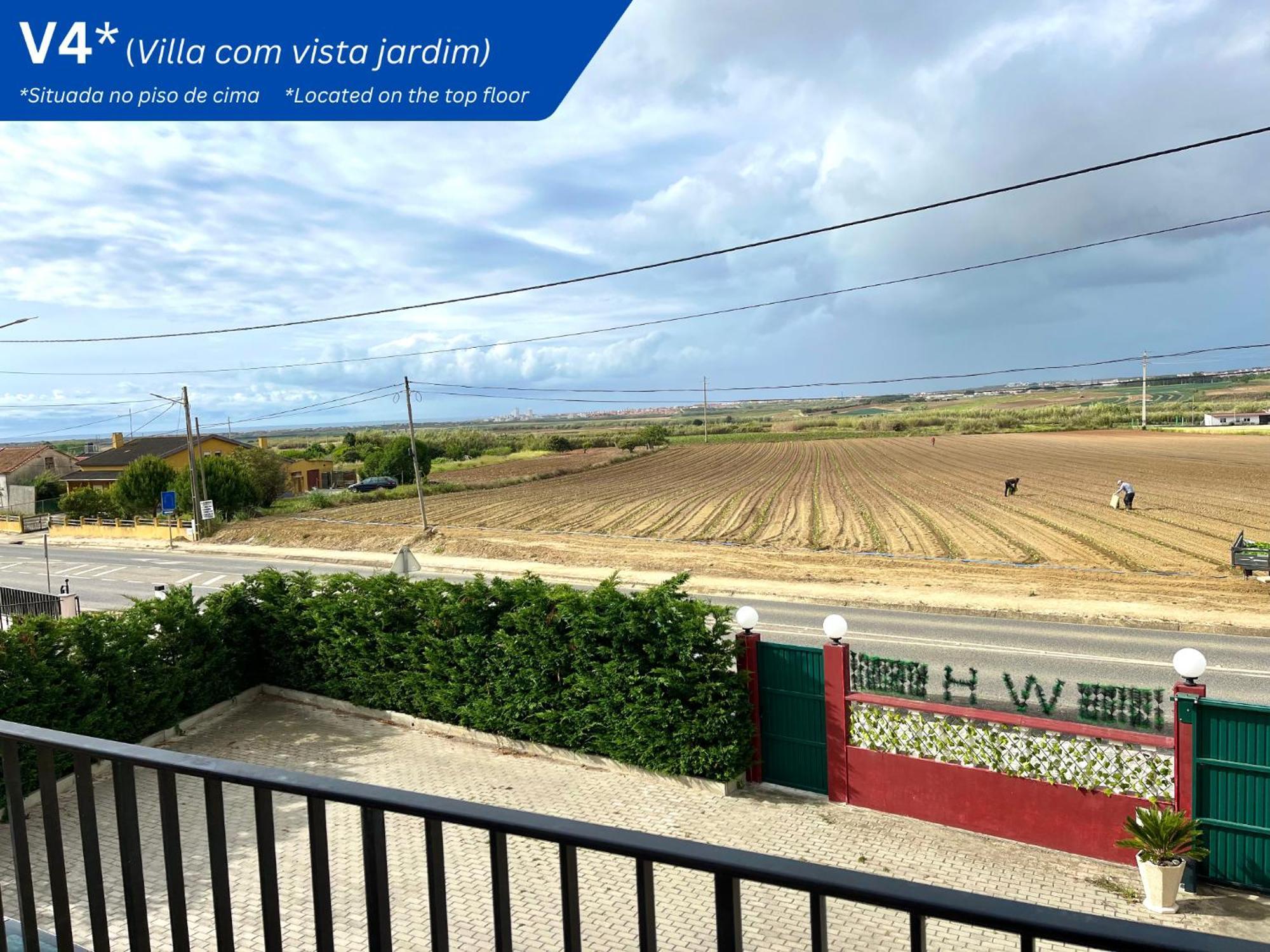 W.H.House Apartamento Atouguia Da Baleia Exterior foto